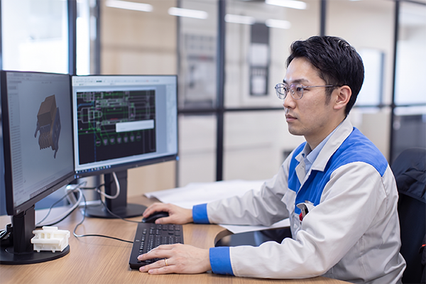 自社開発